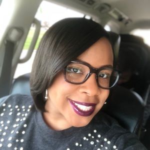 Meet your Posher, Renee